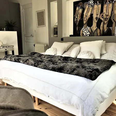 Le Moliere - Charmante Maison Niche Au Coeur Des Parcs De La Rochelle * La Rochelle (Charente-Maritime)